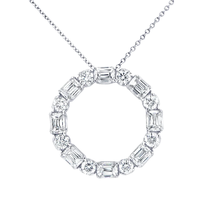 Best necklaces and pendants with intertwined designs for a symbol of unity-4.40ctw Medallion Diamond Fashion Pendant