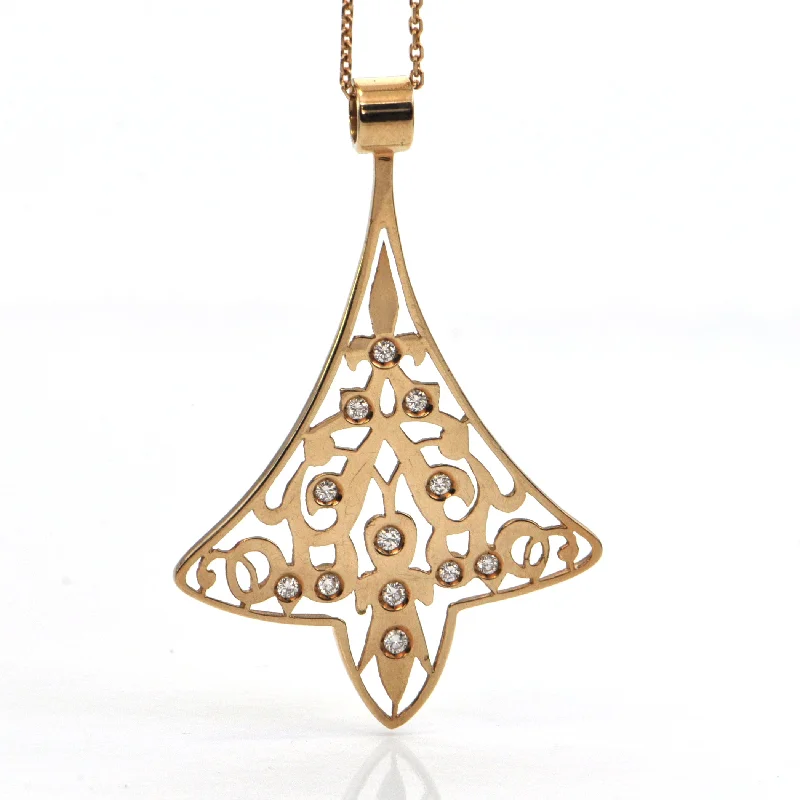 Best necklaces and pendants with intricate filigree for vintage-inspired elegance-Geometric style 18K Yellow Gold and Diamond Pendant C. 1940