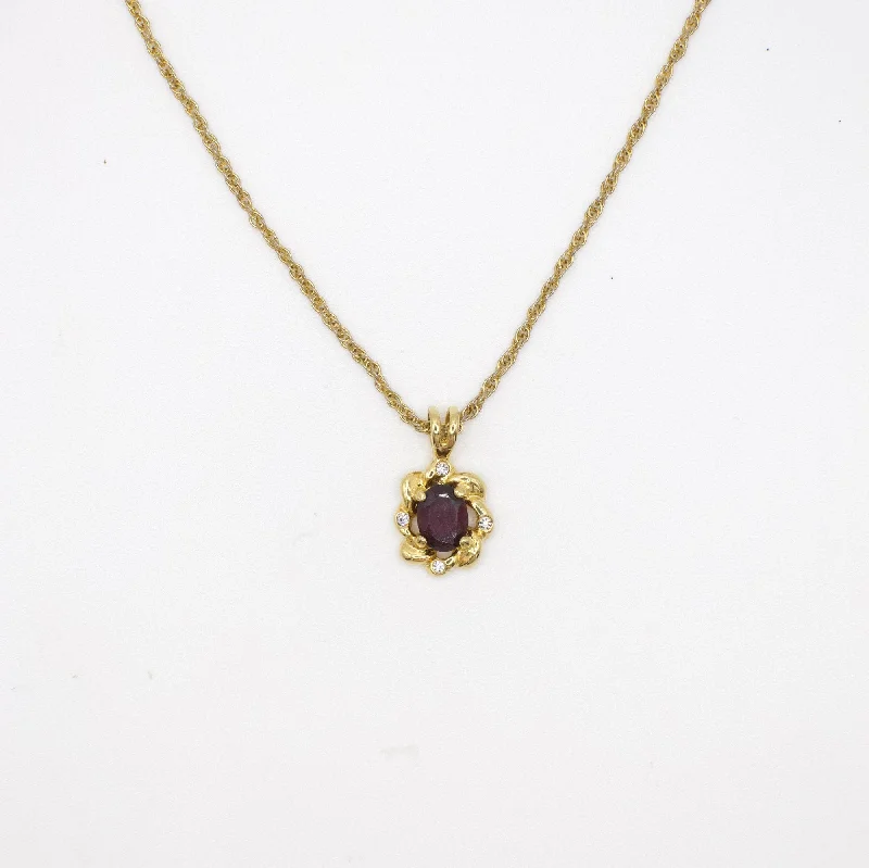 Best necklaces and pendants with glowing moonstone for an ethereal glow-Vintage Genuine Garnet and Gold Tone Necklace